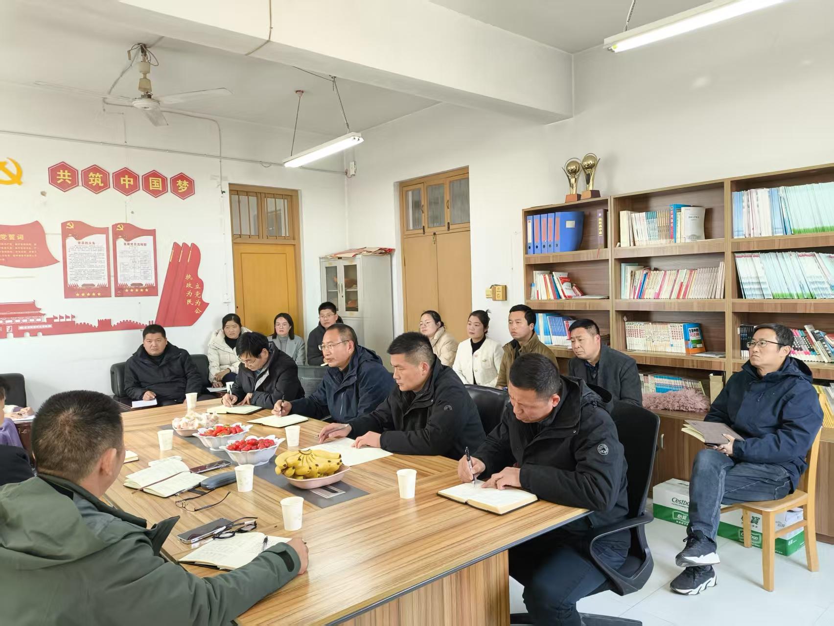 教育领航者刘现营局长莅临虞城高中 共话教育发展新篇章